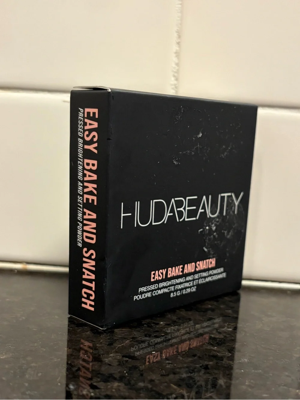 Huda Beauty - Easy Bake Loose Baking & Setting Powder (Shade: Banana Bread)